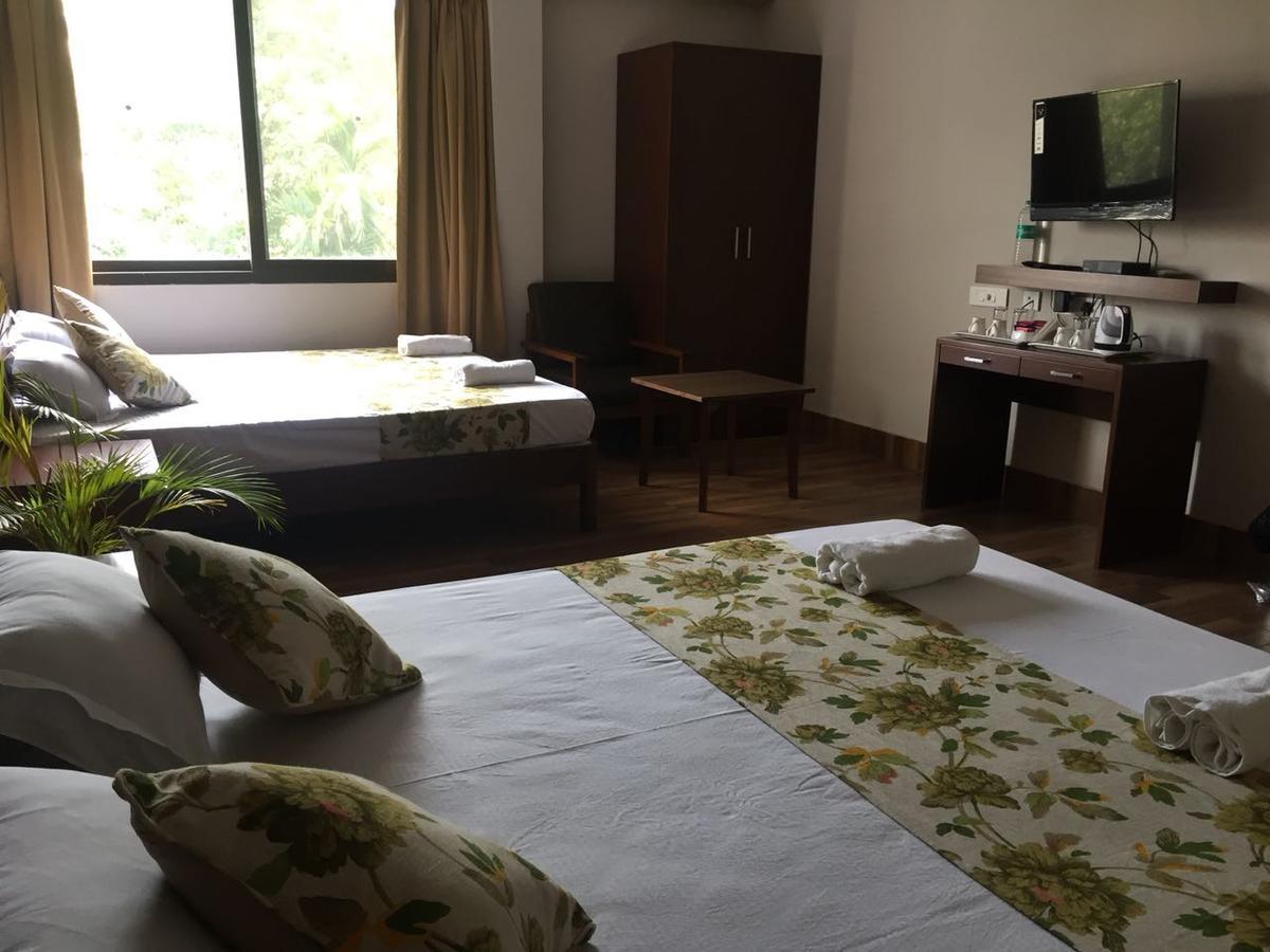 Yaksha Holiday Home Siliguri Bagian luar foto